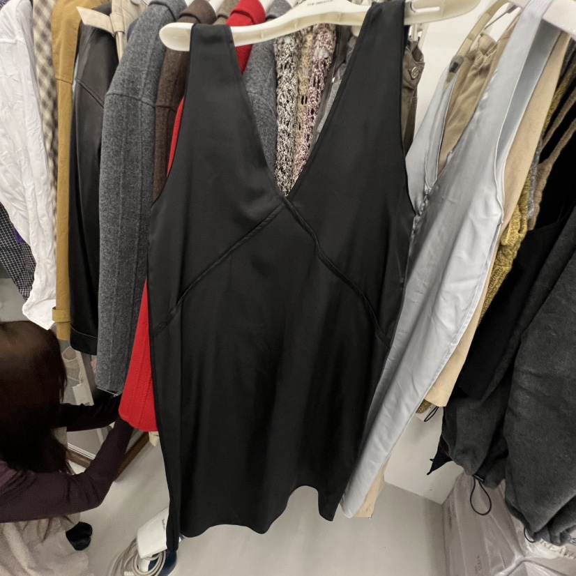 服裝批發市場現狀與發展趨勢分析